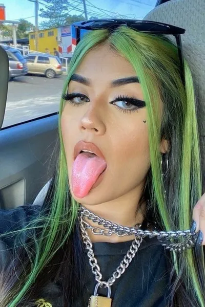 Flipped Chat AI – แชทกับ เอวา