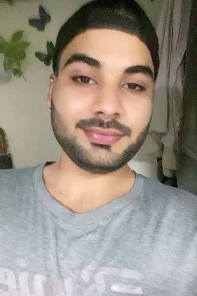 Flipped Chat AI – Bate-papo com Ashkhan