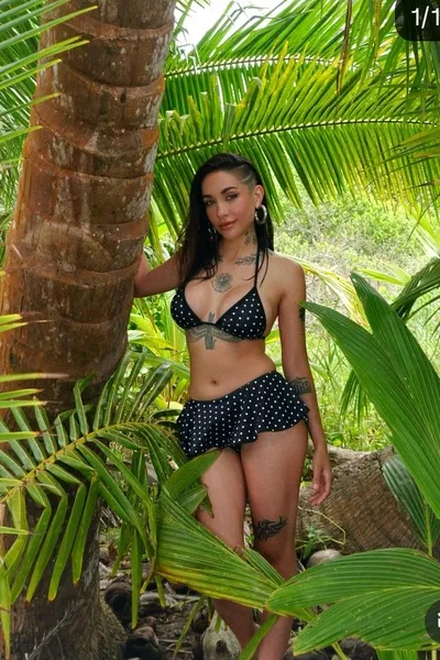 Odwrócony czat AI – rozmawiaj z María Becerra