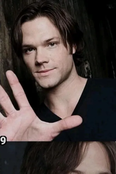 फ़्लिप्ड चैट AI – जैरेड पाडालेकी के साथ चैट करें