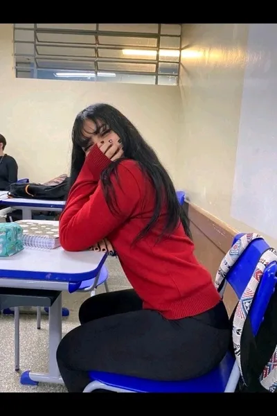 Flipped Chat AI – Чат с Пентон Париш