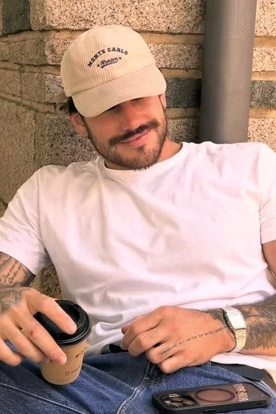 Flipped Chat AI – Bate-papo com Henrique Costa