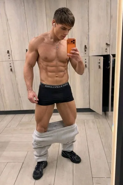 AI trò chuyện đảo ngược – Trò chuyện với Ollie Marveau