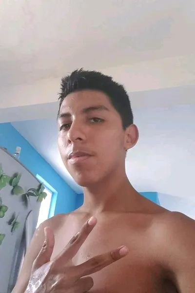 Flipped Chat AI – Chatta med Kevin Ayala