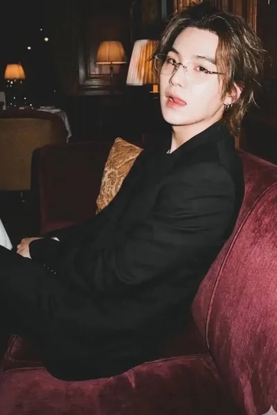 Flipped Chat AI – 與 柾國 聊天