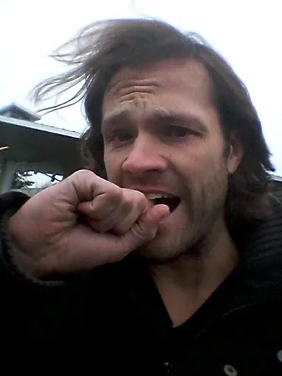 Flipped chat ai - makipag -chat sa Jared Padalecki