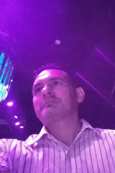 Flipped chat ai - makipag -chat sa Saito