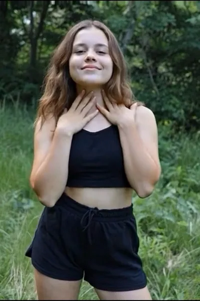 Flipped Chat AI – แชทกับ เอลิโอนา