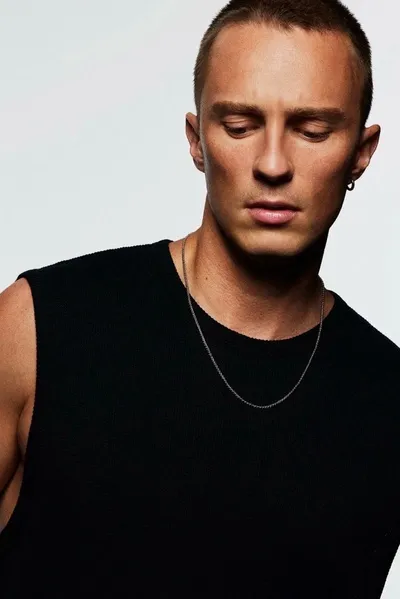 Flipped Chat AI – Chat rafe cameron