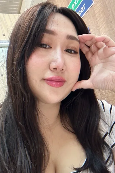 Flipped chat ai - makipag -chat sa Lily