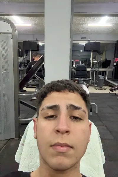 Flipped Chat AI – แชทกับ เอเซล