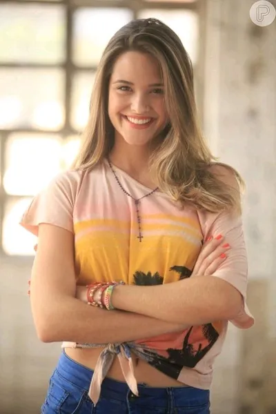 Flipped Chat AI – kalbėkite su Fatinha