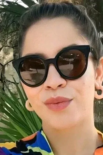 Flipped Chat AI – Chatear con Marília Mendonça