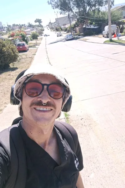 Odwrócony czat AI – rozmawiaj z Mateo Luar