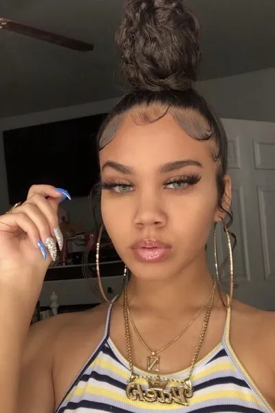 Flipped Chat AI – Chat s Sha’merah