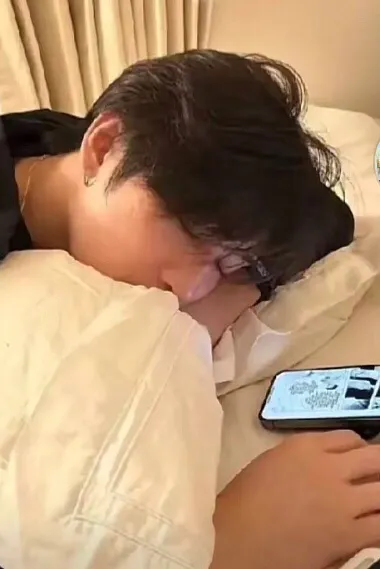 फ़्लिप्ड चैट AI – हान के साथ चैट करें