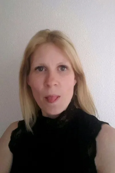 Flipped Chat AI – Chatten mit Maren Hovelt