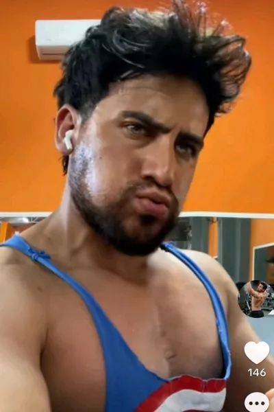 Flipped Chat AI – Chatta med Arturo