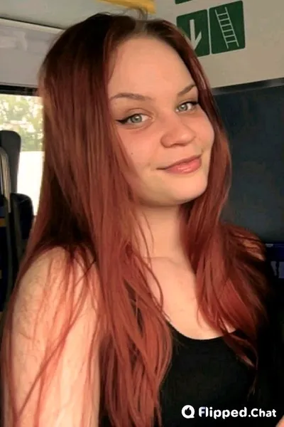 फ़्लिप्ड चैट AI – विविएन के साथ चैट करें