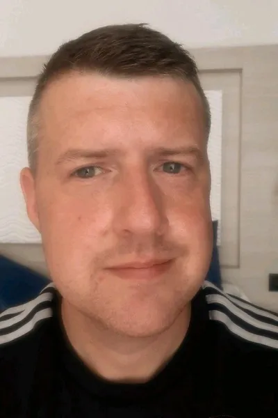 फ़्लिप्ड चैट AI – गैरी के साथ चैट करें