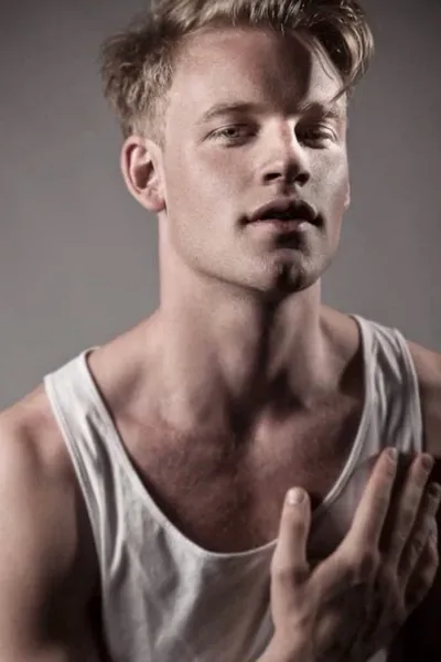 Flipped Chat AI – Chatear con Andrew