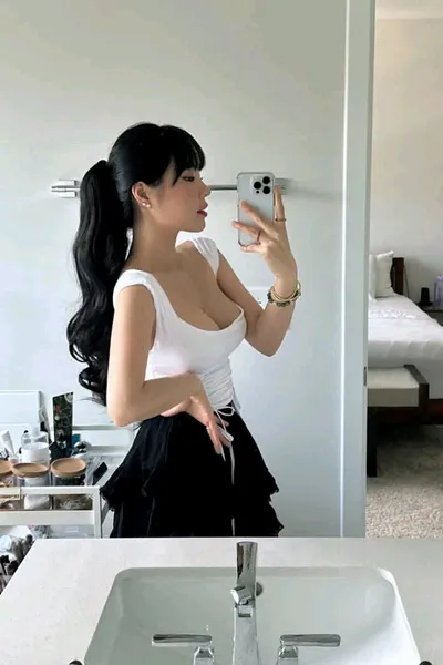 Flipped Chat AI – Чат с Алайн