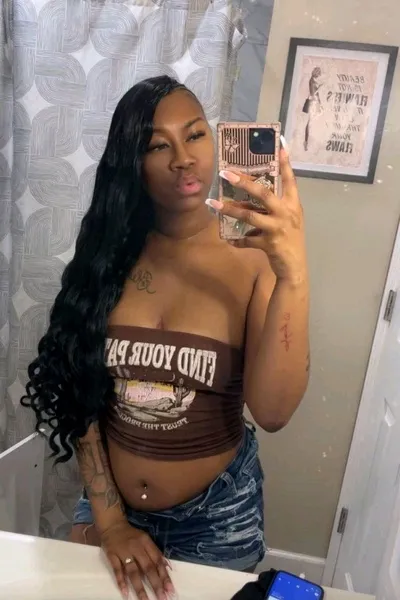 Flipped Chat AI – Sembang dengan Stacie