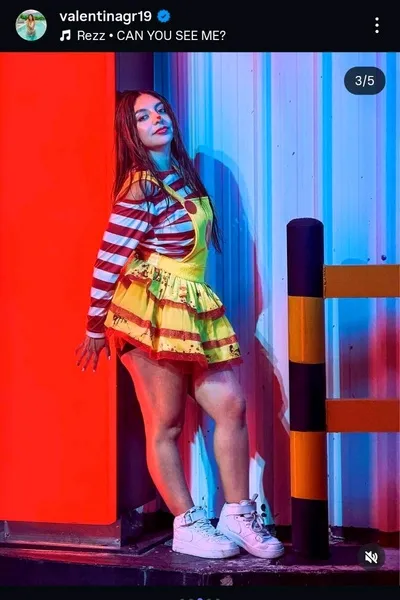 Flipped Chat AI – Bate-papo com Valentina Garzon