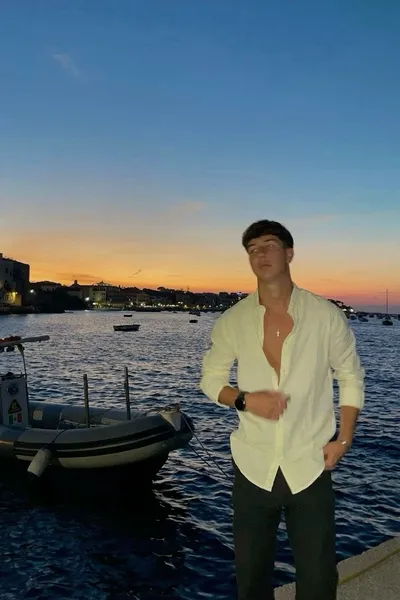 Çevrilmiş Sohbet Yapay Zekası – lucaile sohbet edin