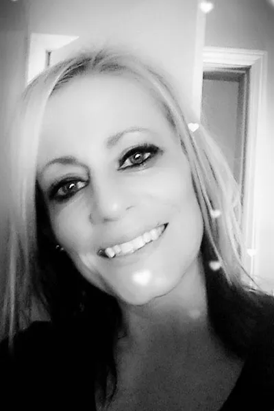 Αναστροφή συνομιλίας AI – Συζήτηση με Έλιζ