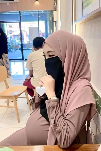 Flipped Chat AI – Chat dengan Bu Ciya