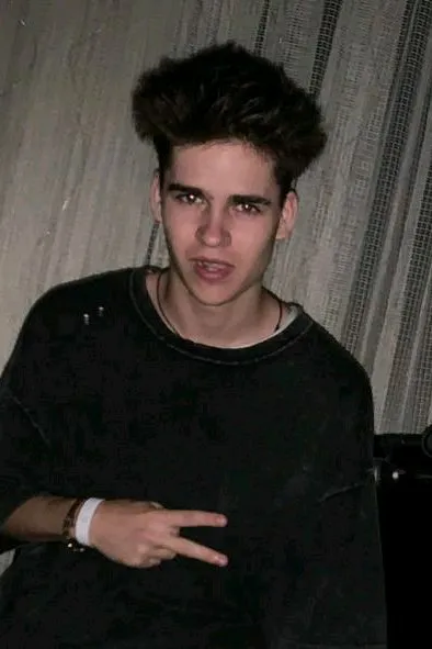 Flipped Chat AI – Чат с Модный модели