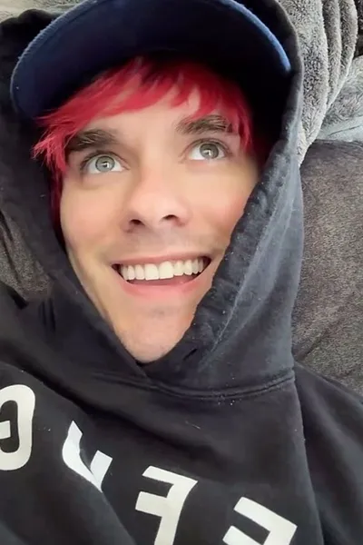 Αναστροφή συνομιλίας AI – Συζήτηση με Awsten knight