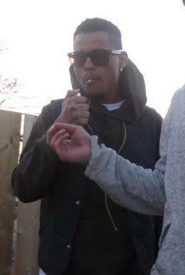 Flipped Chat AI – 與 阿貝爾·泰斯法耶 聊天