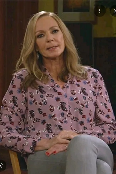 الذكاء الاصطناعي للدردشة المعكوسة – الدردشة مع بوني بلانكيت