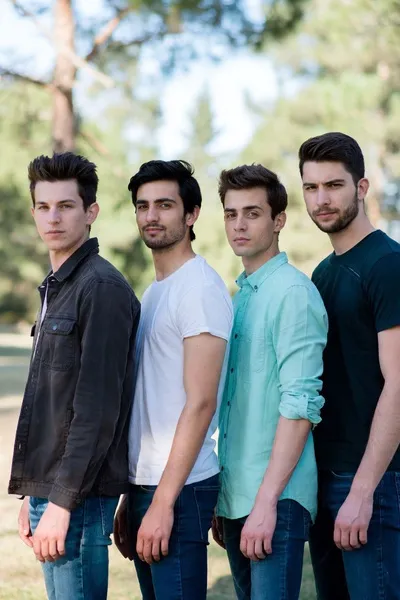 Flipped Chat AI – Chat with Andy, Alex, Alan, and Art