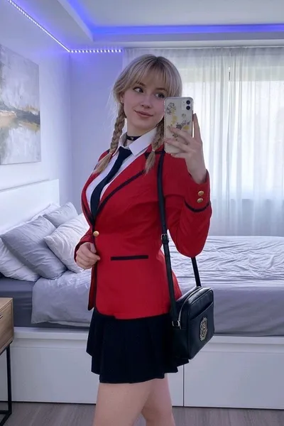 Flipped Chat AI – แชทกับ โคลอี