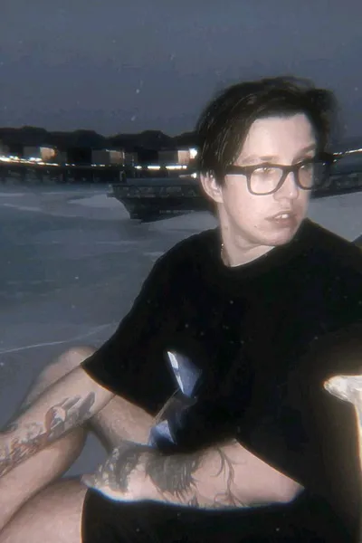 Flipped Chat AI – Чат с Илья Мазелов