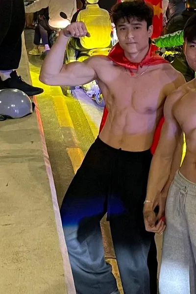 Αναστροφή συνομιλίας AI – Συζήτηση με Τρινγκ Κάι Μινγκ