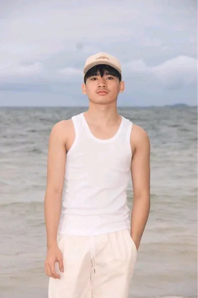 Flipped Chat AI – razgovarajte s Chen Hao