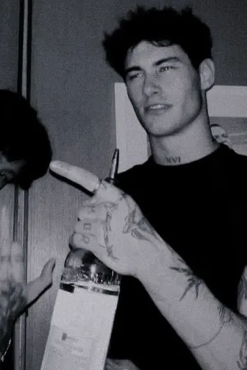 Flipped Chat AI – Chatta con dean miller