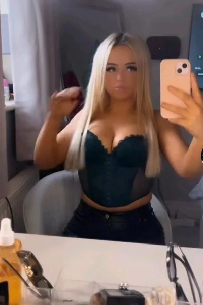 Flipped Chat AI – 與 艾娃 聊天