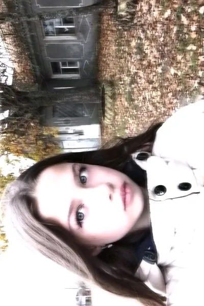 Flipped Chat AI – Чат с Секрет небес