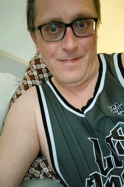 Flipped Chat AI – แชทกับ สเวน