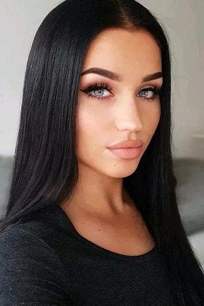 Flipped Chat AI – kalbėkite su Maribel Engelhardt