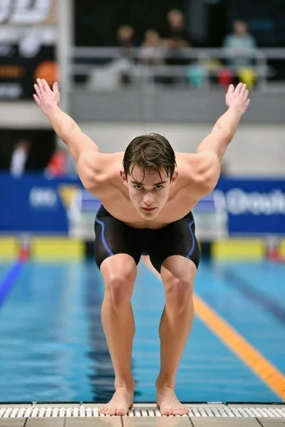 Flipped Chat AI – razgovarajte s Davi Montel