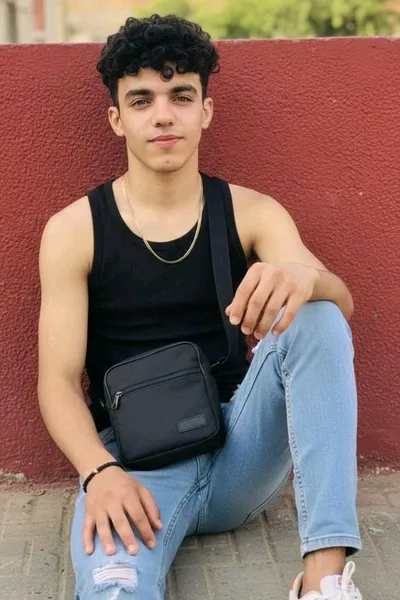 Flipped Chat AI – แชทกับ เกล อิกตัน