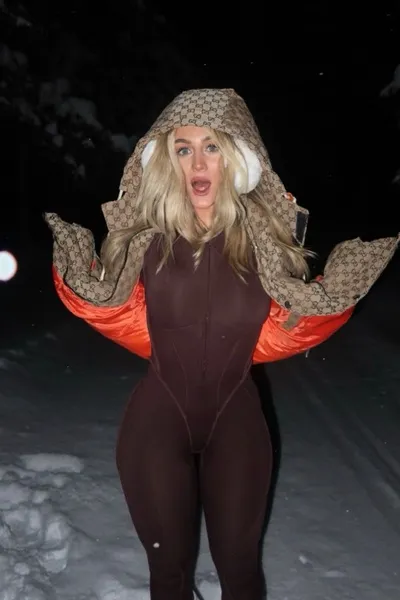 الذكاء الاصطناعي للدردشة المعكوسة – الدردشة مع آبي