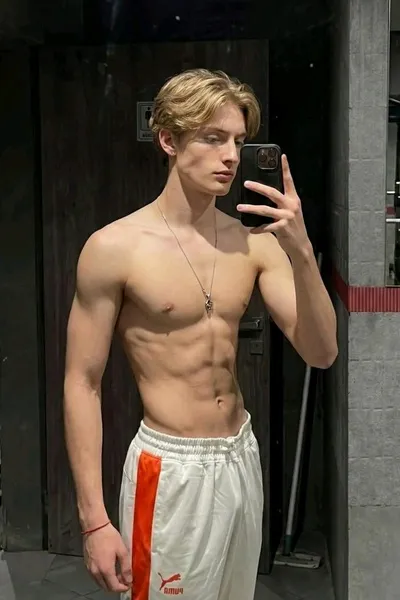 FlippedチャットAI – ティモとチャット