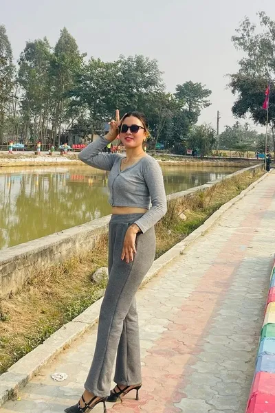 Çevrilmiş Sohbet Yapay Zekası – Priya ghising mktile sohbet edin